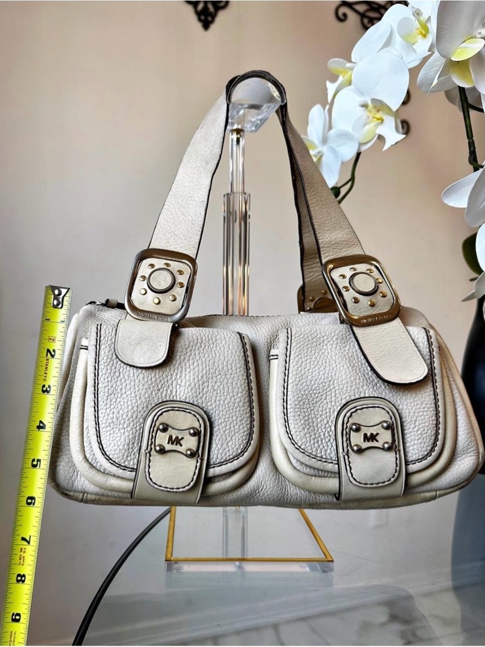 Michael Kors Zoe cream Pebbled Leather Dual Pocket Shoulder Bag - Picture 4 of 9